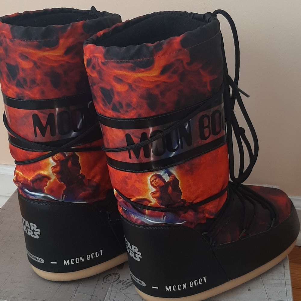 🔥Star wars Moon Boots Women (8)/ Kids(6)